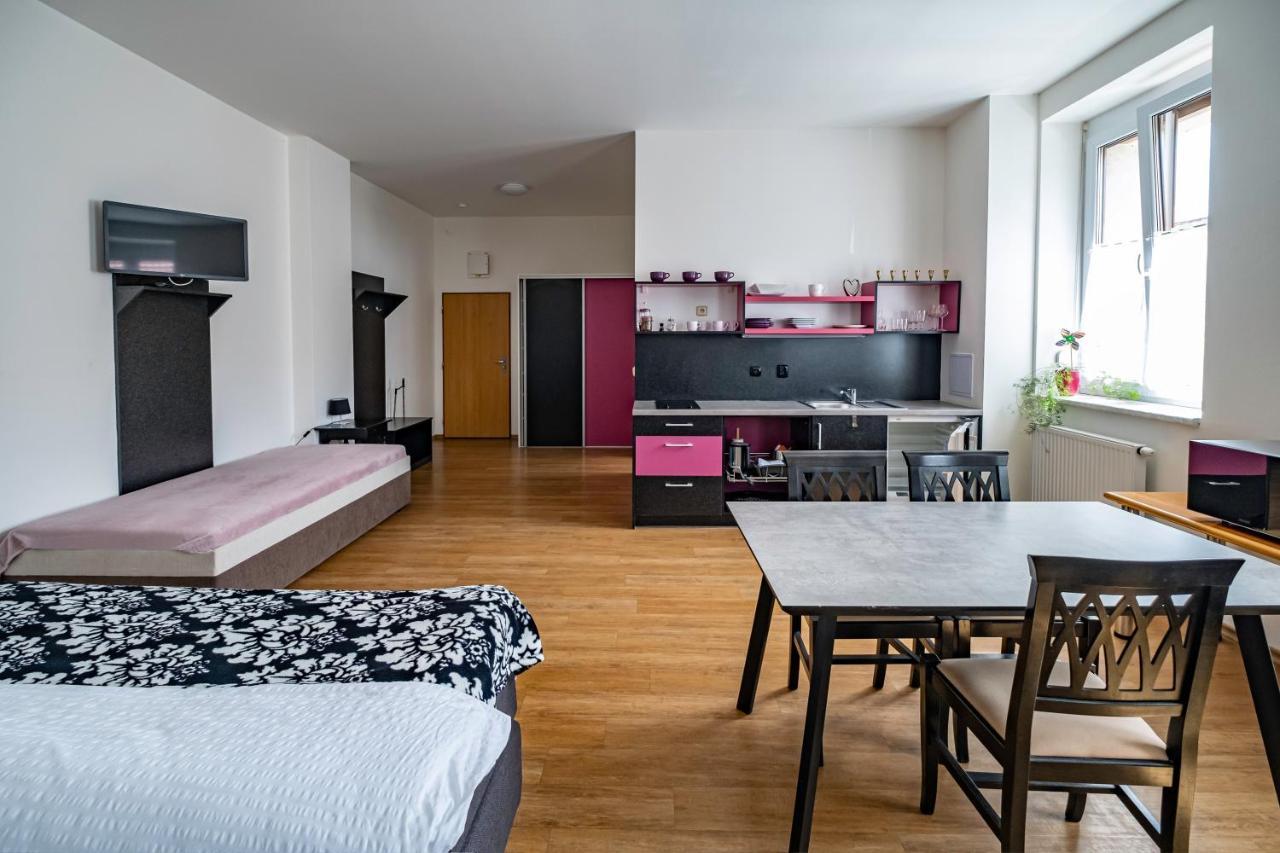 Apartmany Gulliver Mikulov Ngoại thất bức ảnh