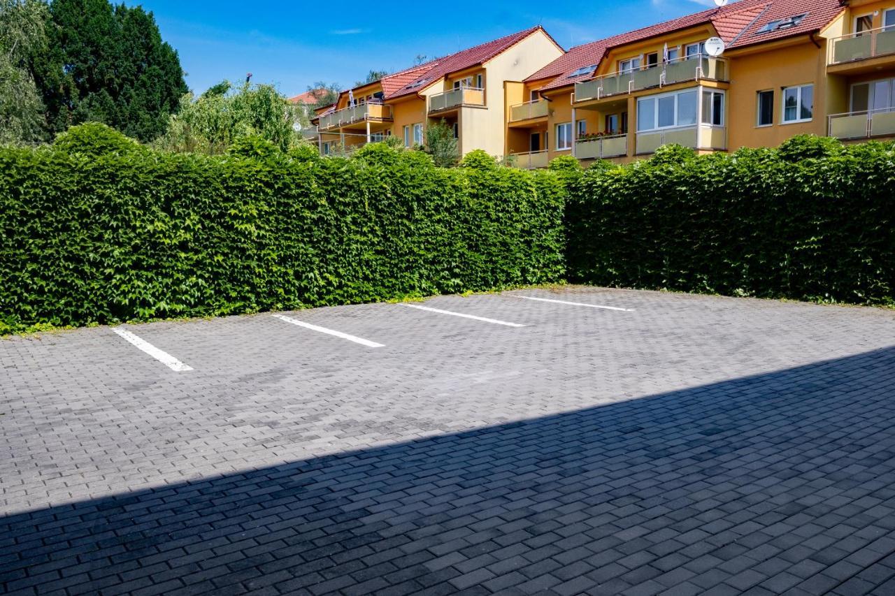 Apartmany Gulliver Mikulov Ngoại thất bức ảnh