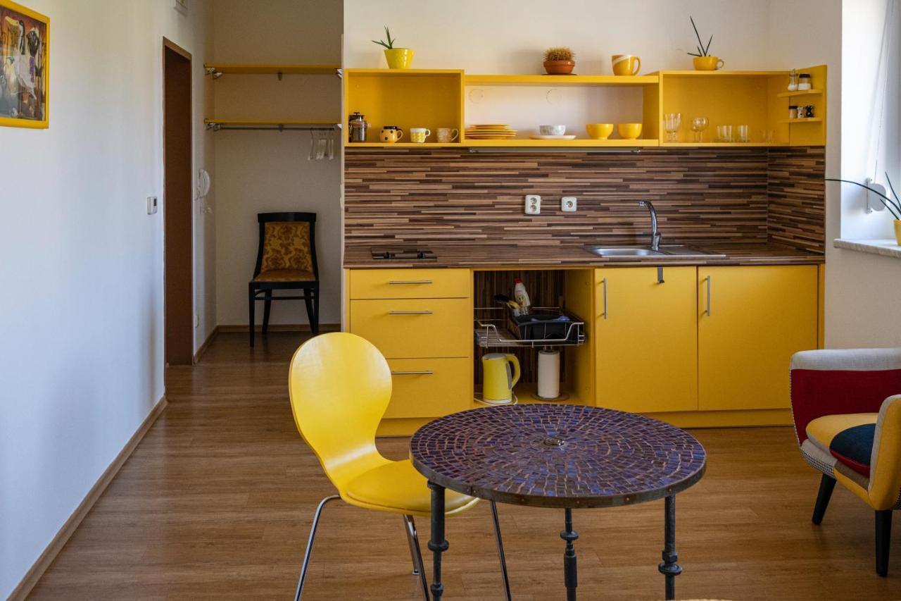 Apartmany Gulliver Mikulov Ngoại thất bức ảnh
