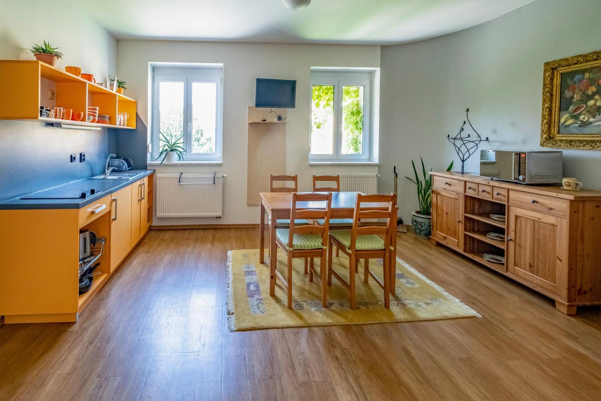 Apartmany Gulliver Mikulov Ngoại thất bức ảnh